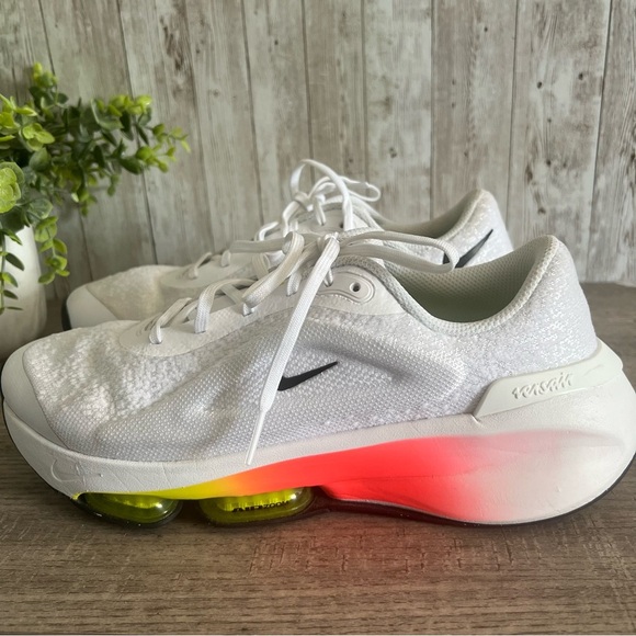 Nike Versair White Sneakers Womens Size 9 DZ3547 - Picture 5 of 9